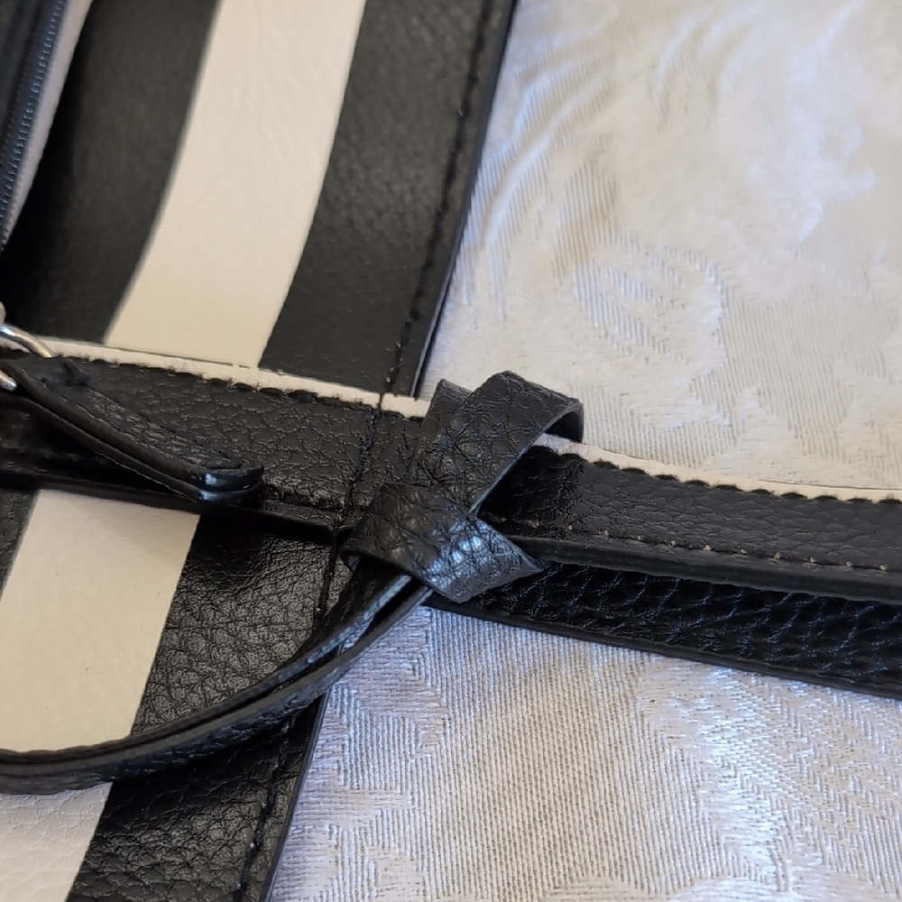 Black and White Striped Tote Bag with Pouch - Picture 13 of 14